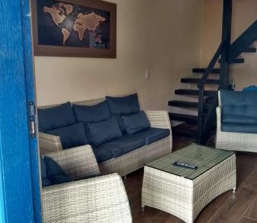 Taio House | RESIDENCIA DOS LEAIS