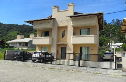 Zimbros Apartment | Residencial Baía Bela