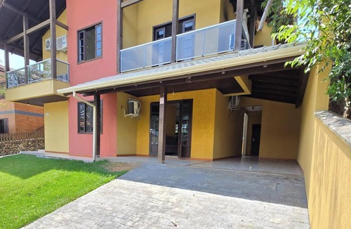 Centro House | Residential 03 Comfortable, air-conditioned environment, ideal for families.