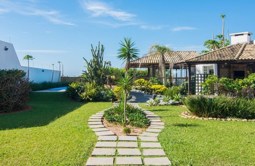 Ingleses Centro Apartment | Rest in front of the sea in English