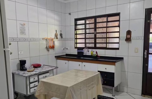Aguas de Sao Pedro House | Retreat with Private Pool in Águas de São Pedro