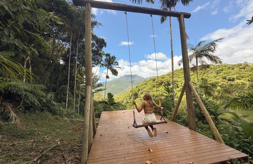 Aguas Mornas Cottage | River Valley Forest House Brazil