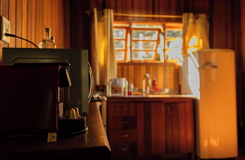 Mansoes Aeroporto Ski Chalet | Romantic Chalet with Hot Tub Surrounded by Nature