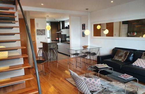 Palermo Apartment | Rooftop apartment, great views ! Outdoor balcony shower!