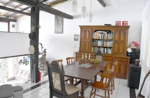 Vidigal Apartment | room with a view of the ocean