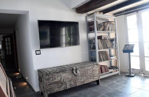 Vidigal Apartment | room with a view of the ocean