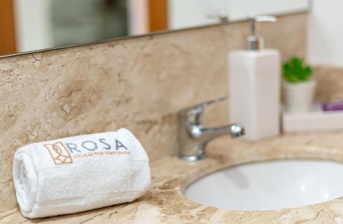 Dutra Apartment | Rosa Apartamento Terraneo 102 C