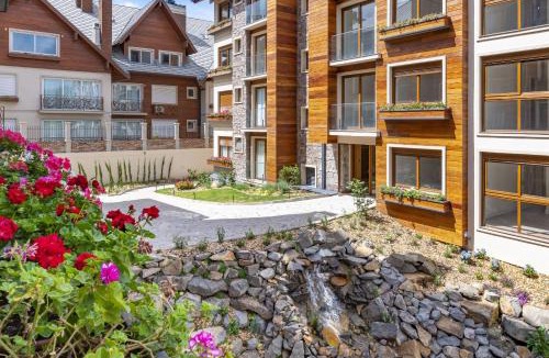 Centro Apartment | Rosa Edifício Bellagio Canela com Infraestrutura completa