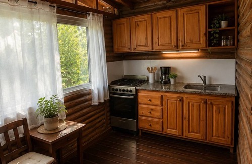 Dique Lujan Cabin | Rustic Cabin in Dique Luján with Grill and Fireplace