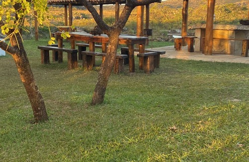Diamantina Cottage | Sítio Água de Trombas Dantas, wonderfully peaceful amidst lush nature.