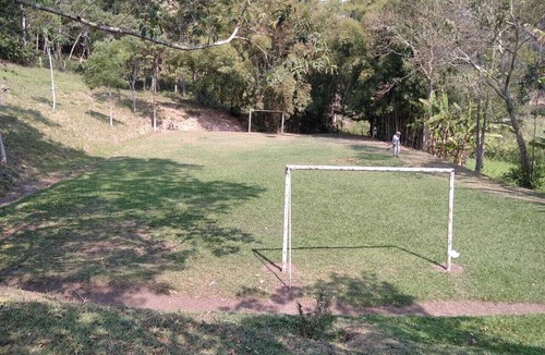 Salesopolis House | Sítio com Piscina, Campo, Lago Para Pesca e Acomodações Excelentes