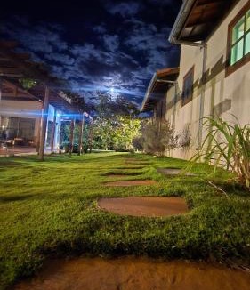 Funilandia House | Sítio Encanto Singelo - Casa completa em condomínio com piscina aquecida e área gourmet