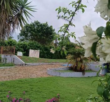 Sete Lagoas House | Sítio flor do campo 7L