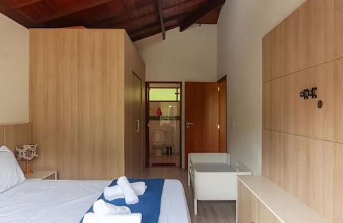 Mury House | Sítio Geraes 4 Qts Área Gourmet com sauna e piscina integrada RIO PRIVATIVO COM PEQUENA CACHOEIRA