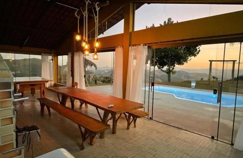 Vitor Hugo House | Sítio Maravilhoso - Pedra da Penha