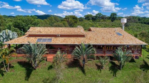 Pedro Leopoldo House | Sítio Pandora - Interior of Minas by Carpediem
