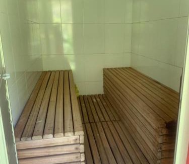 Alfredo Chaves House | Sítio Recanto dos Lagos piscina sauna e churrasqueira