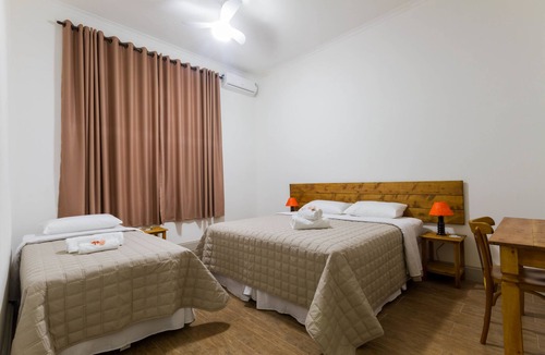 Pindamonhangaba Hotel | Sagrados Corações Pousada