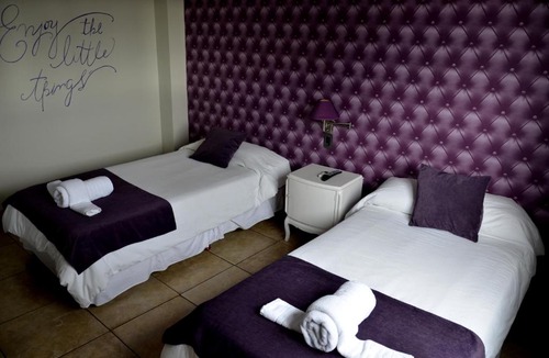 Olavarria Hotel | Santa Rosa Hotel
