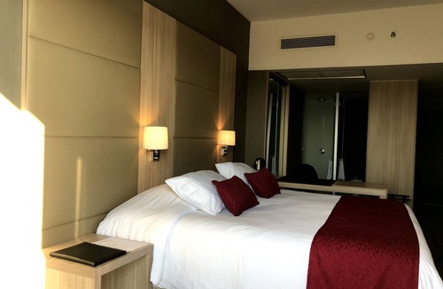Encarnacion Hotel | Savoy Hotel Encarnación