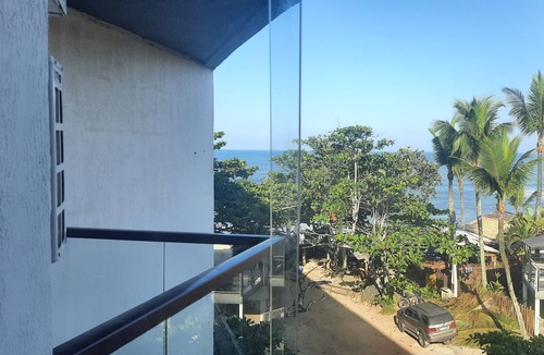 Toninhas Apartment | SEA-FRONT CONDOMINIUM APARTMENT, RIGHT ON THE SAND - TONINHAS BEACH UBATUBA.