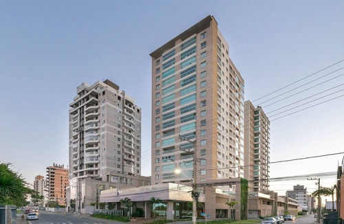 Itacolomi Apartment | Sea View Apt w/BBQ 70m - Vhb1104