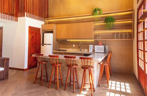 Caponga House | Seaside Retreat w4 Bedrooms and Pool