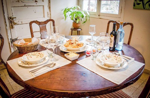 Rio Ceballos Ski Chalet | Serrano calm, 10' from the airport with breakfast