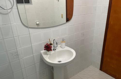 Indaiatuba House | Seu refúgio com três quartos e garagem gigante