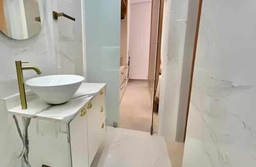Boqueirao Apartment | SHB - Dream Beachfront Perfect Retreat in Santos!
