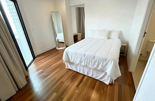 Boqueirao Apartment | SHB - Unforgettable Sunset: Ocean View