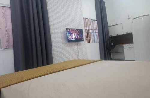 Ataide Apartment | Simple studio 10 min to the beach, bus station and train station