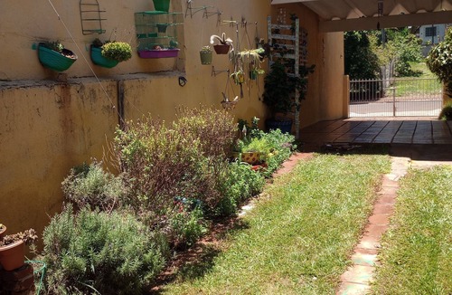 Londrina House | Simples e Confortável