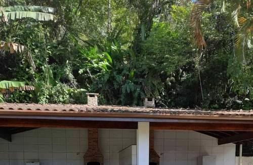 Praia da Enseada Apartment | Simplicity and peace 50 meters from the beach