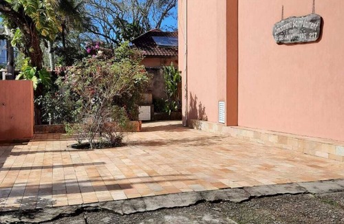 Praia da Enseada Apartment | Simplicity and peace 50 meters from the beach