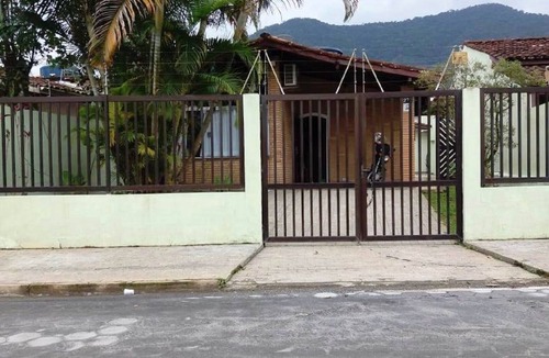 Lazaro House | Single storey house 200m from Lázaro beach.