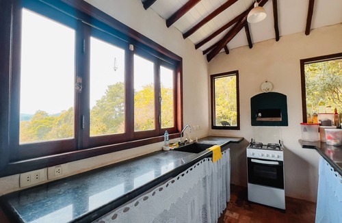 Vargem Cottage | Sitio à Beira da Represa - Um Refúgio de Paz e Diversão