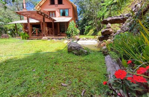 Vitor Hugo House | Sitio Charmoso nas Montanhas Capixabas
