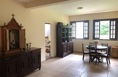 Jaboticatubas House | Sitio com Piscina AQUECIDa e 5 quartos c/suíte!