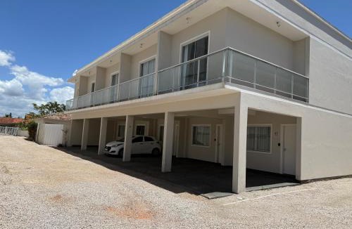 Tijucas House | Sobrado com garagem e churrasqueira