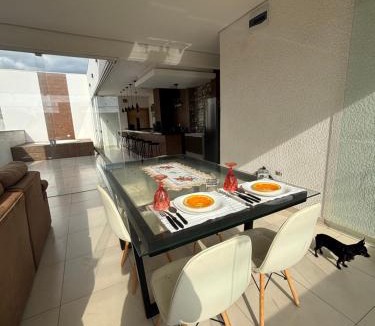 Umuarama Apartment | Sobrado espaçoso e aconchegante proximo ao centro