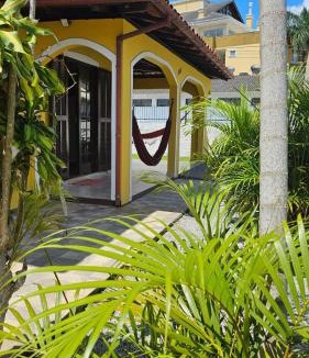 Cachoeira do Bom Jesus House | SobradoAmareloFloripa
