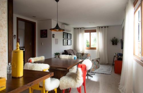 Gramado City Centre Apartment | Solar da Encosta 305 - Espaço e conforto no Centro