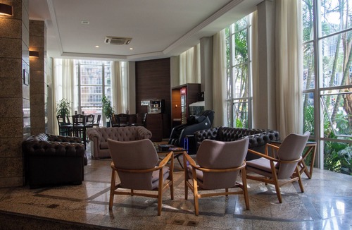 Civic Center Hotel | Solo Traveler’s Hideaway Offering Style, Fun, Ease & Business-Ready Comfort