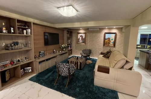 Pioneiros Apartment | Sophisticated apartment 30 meters from the sea