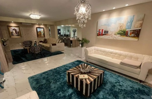 Pioneiros Apartment | Sophisticated apartment 30 meters from the sea