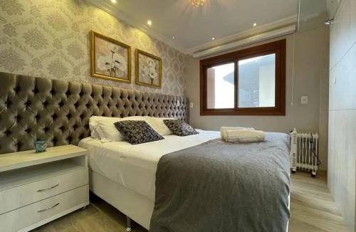 Dutra Apartment | Sophisticated Apartment in a Great Location