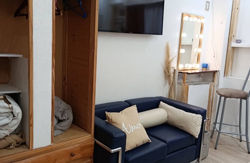San Nicolas Apartment | Spacious 3-bedroom apartment in fabulous Buenos Aires with AC Obelisco