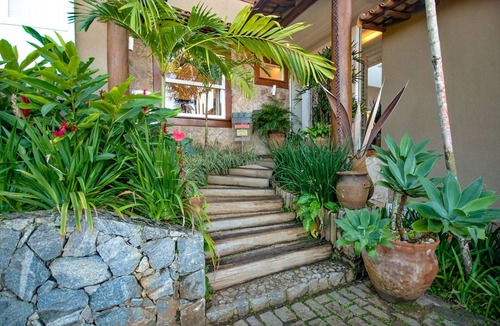 Village da Ferradura Villa | Spacious 6 bedroom mansion with pool - Buz006