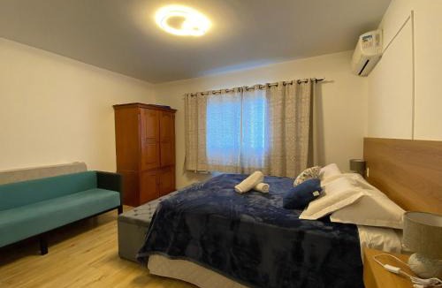 Vila Luiza Apartment | Spacious and Cozy Triplex House.